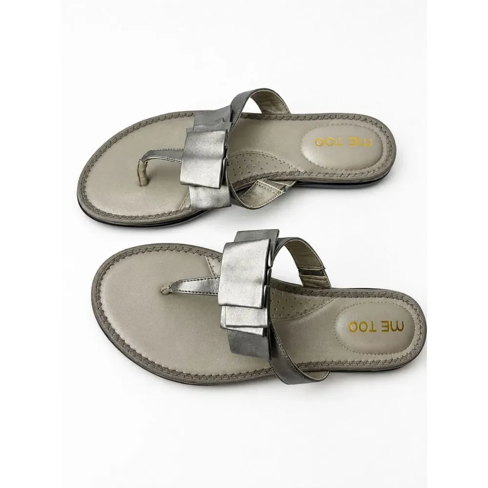 Me Too Silver Metallic Bow Sandals Women's Size 8 1/2 M Flat